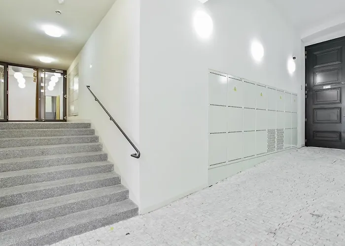 Newly Opened, Designer Opera Prag